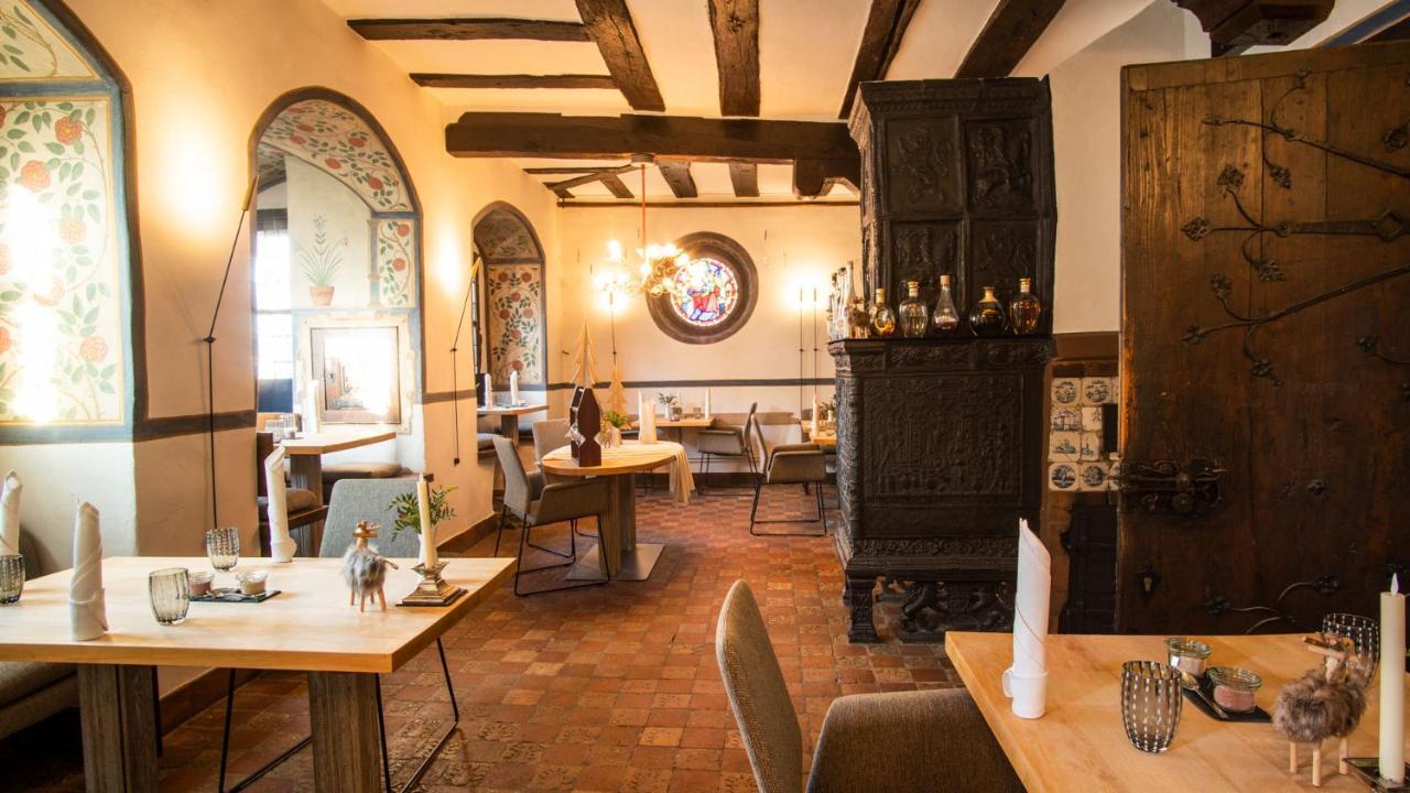 Restaurant & ****Hotel Hoeerhof Idstein Bagian luar foto